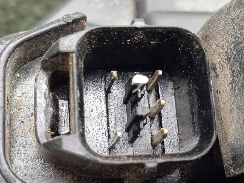 Recambio de cerradura puerta delantera izquierda para ssangyong rodius 2.7 turbodiesel cat referencia OEM IAM SINREFERENCIA 5.PI