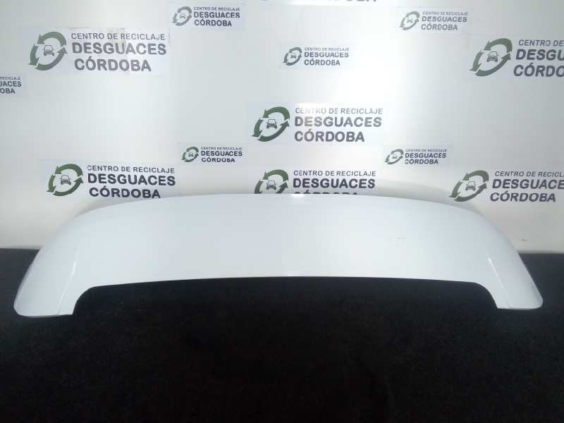 Recambio de aleron trasero para kia cee´d 1.4 cat referencia OEM IAM 87211A2700WD-87210A2700  
