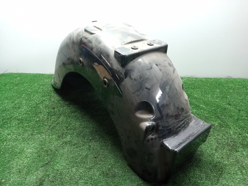 Recambio de guardabarros trasero para hyosung aquila referencia OEM IAM 45511HJ8210CBK NEGRO 