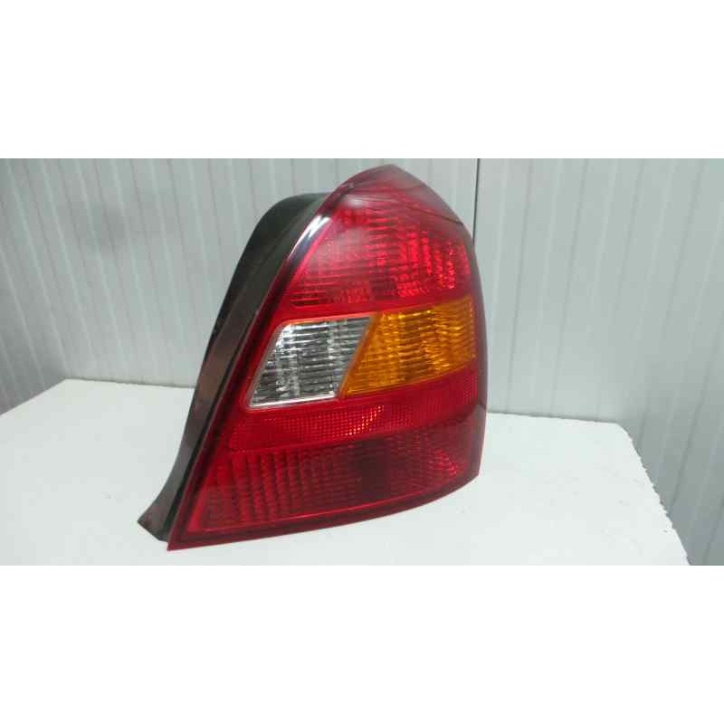 Recambio de piloto trasero derecho para hyundai elantra (xd) 2.0 crdi referencia OEM IAM  4.PUERTAS 1.SERIE