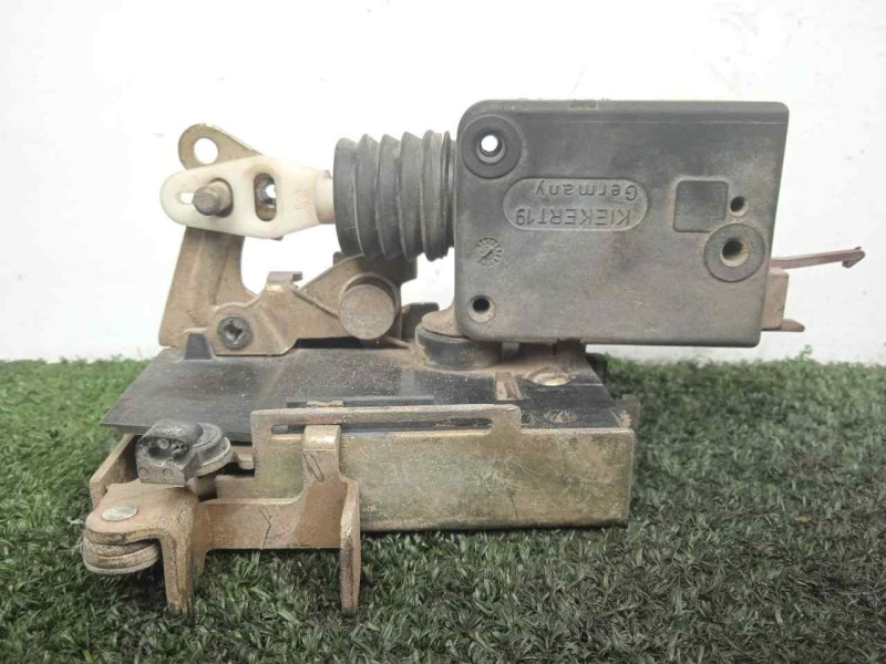 Recambio de cerradura puerta delantera derecha para citroën saxo 1.1 referencia OEM IAM  5.PUERTAS 