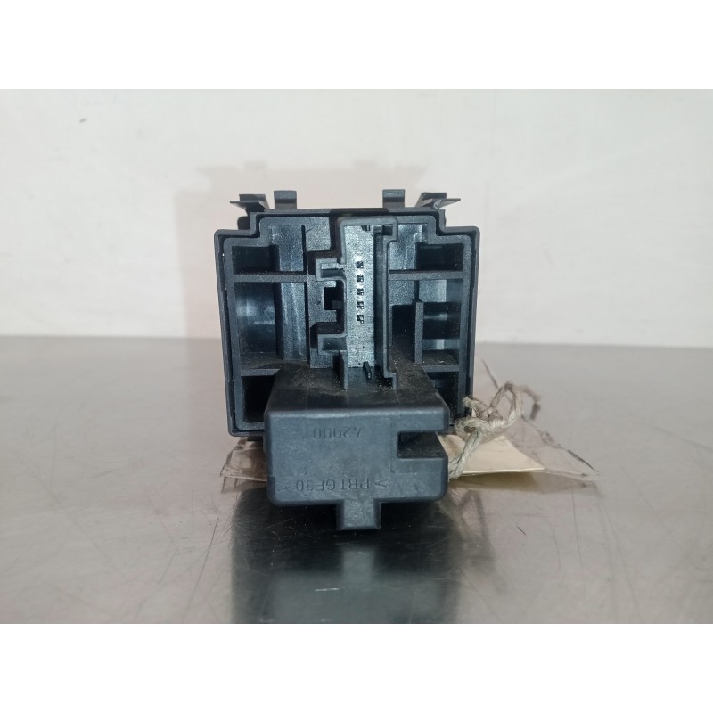 Recambio de interruptor luces para renault scenic ii 1.9 dci diesel referencia OEM IAM 8200121805B-88020005  