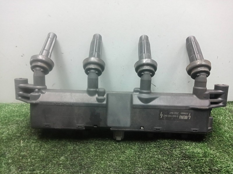 Recambio de bobina encendido para peugeot 106 (s2) 1.1 referencia OEM IAM 0040102047 BERU 4.PINES