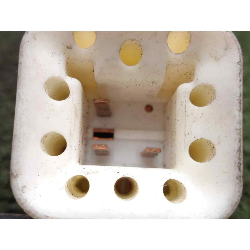 Recambio de mando elevalunas delantero derecho para mitsubishi space wagon (n80/n90) referencia OEM IAM 4413Y8D  