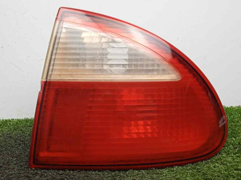 Recambio de piloto trasero derecho para seat leon (1m1) 1.9 tdi referencia OEM IAM SINREFERENCIA EXTERIOR 