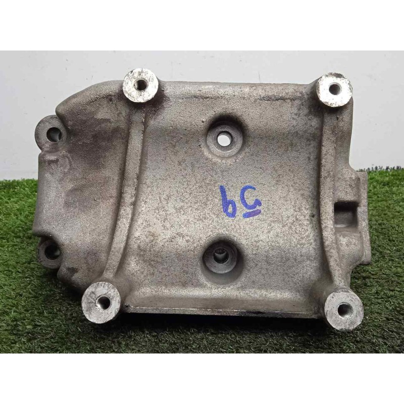 Recambio de soporte motor para iveco daily furgón 2.3 diesel cat referencia OEM IAM 5801370464  