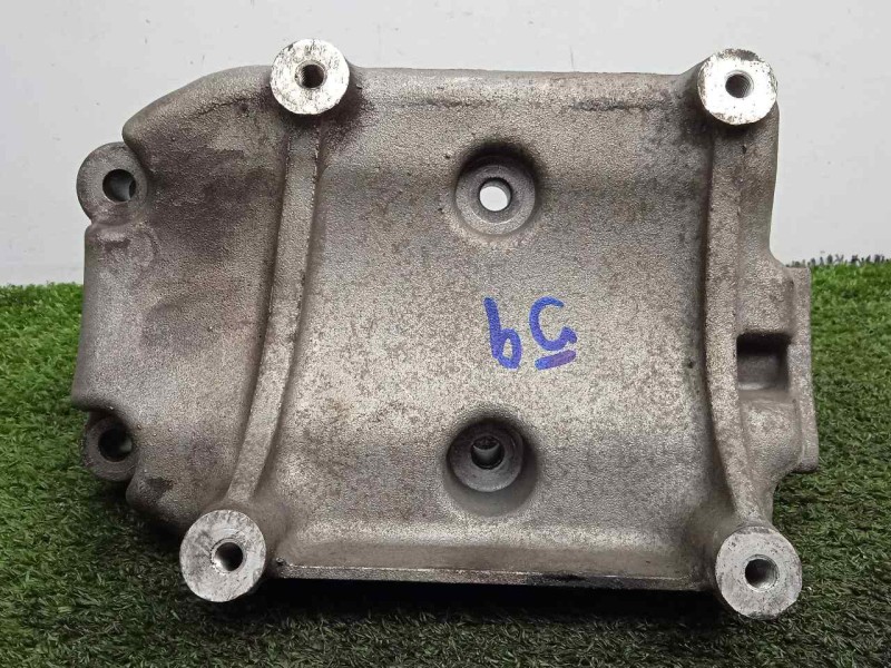 Recambio de soporte motor para iveco daily furgón 2.3 diesel cat referencia OEM IAM 5801370464  