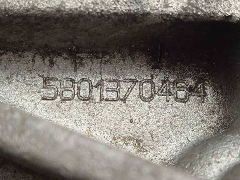 Recambio de soporte motor para iveco daily furgón 2.3 diesel cat referencia OEM IAM 5801370464  