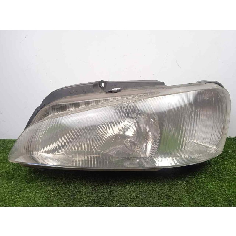 Recambio de faro izquierdo para peugeot 106 (s2) 1.1 referencia OEM IAM  96-99 