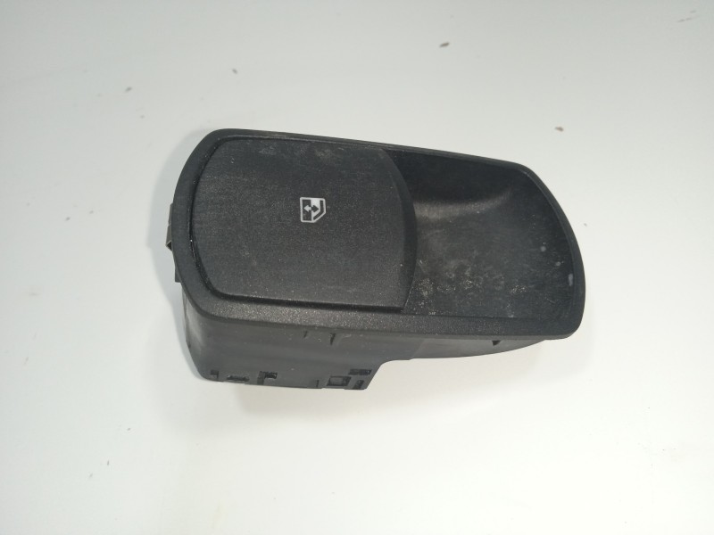 Recambio de mando elevalunas delantero derecho para opel corsa e gsi referencia OEM IAM 13430018  