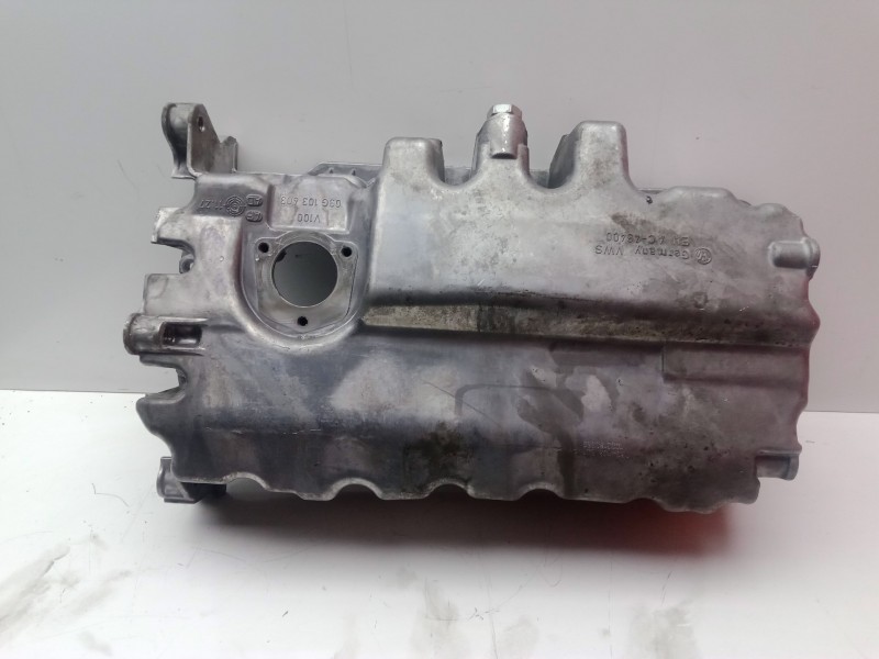 Recambio de carter para volkswagen polo (6r1) 1.6 tdi referencia OEM IAM 03G103603AD-03G103603AF-03G103603  