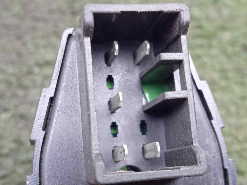 Recambio de mando elevalunas trasero izquierdo para hyundai sonata (y4) 2.5 v6 cat referencia OEM IAM 620W0304-621W02280  