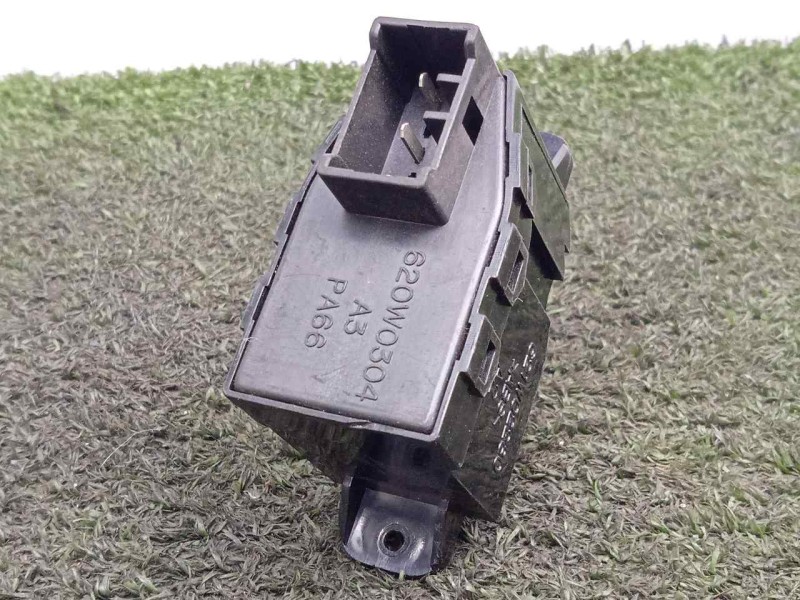 Recambio de mando elevalunas trasero izquierdo para hyundai sonata (y4) 2.5 v6 cat referencia OEM IAM 620W0304-621W02280  