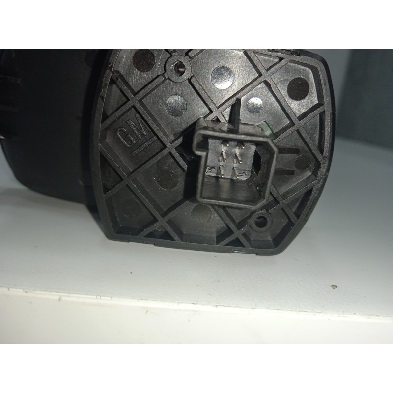 Recambio de mando elevalunas delantero derecho para opel corsa e gsi referencia OEM IAM 13430018  