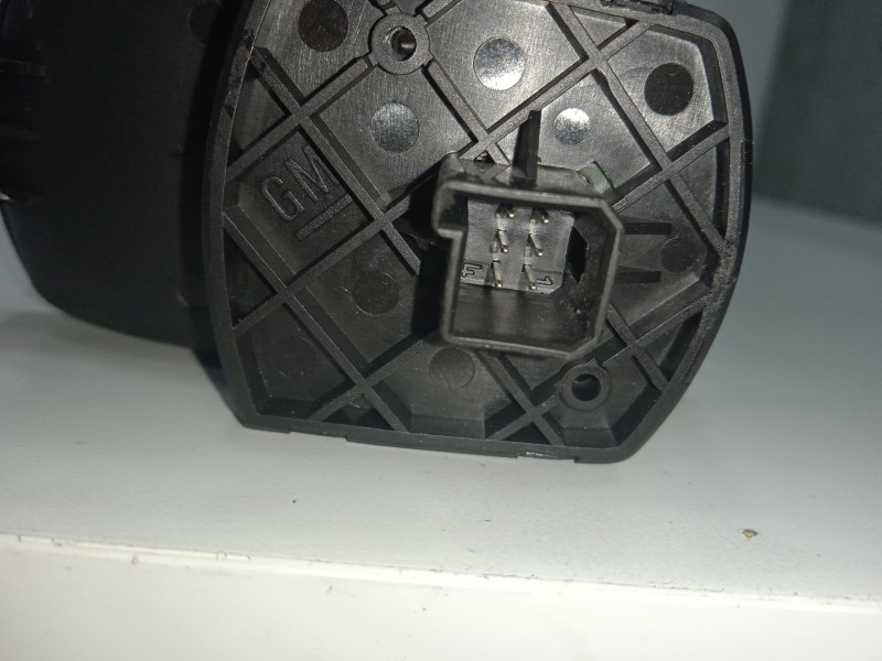 Recambio de mando elevalunas delantero derecho para opel corsa e gsi referencia OEM IAM 13430018  