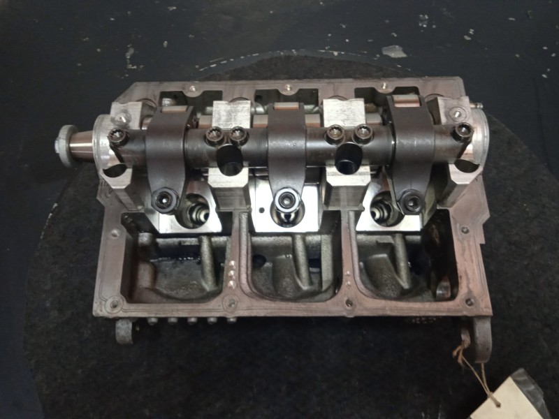Recambio de culata para volkswagen polo (9n3) 1.4 tdi referencia OEM IAM 045103373H  