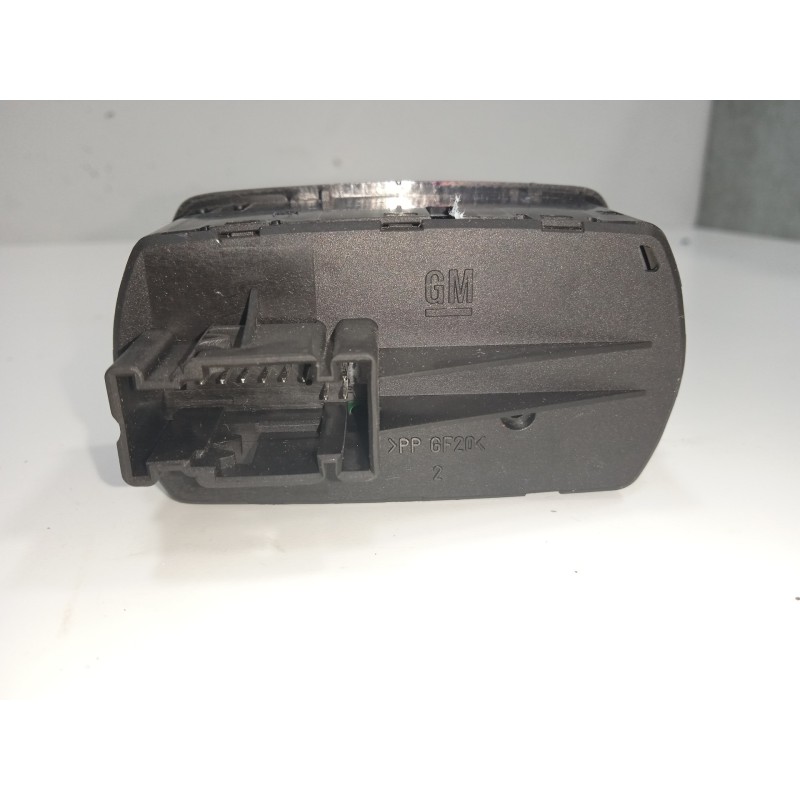 Recambio de mando elevalunas delantero izquierdo para opel corsa e gsi referencia OEM IAM 13430017  