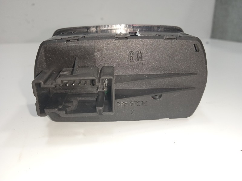 Recambio de mando elevalunas delantero izquierdo para opel corsa e gsi referencia OEM IAM 13430017  