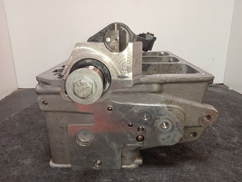 Recambio de culata para volkswagen polo (9n3) 1.4 tdi referencia OEM IAM 045103373H  