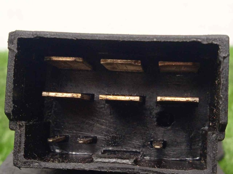 Recambio de warning para nissan vanette cargo 2.3 diesel referencia OEM IAM 06012 6.PINES 