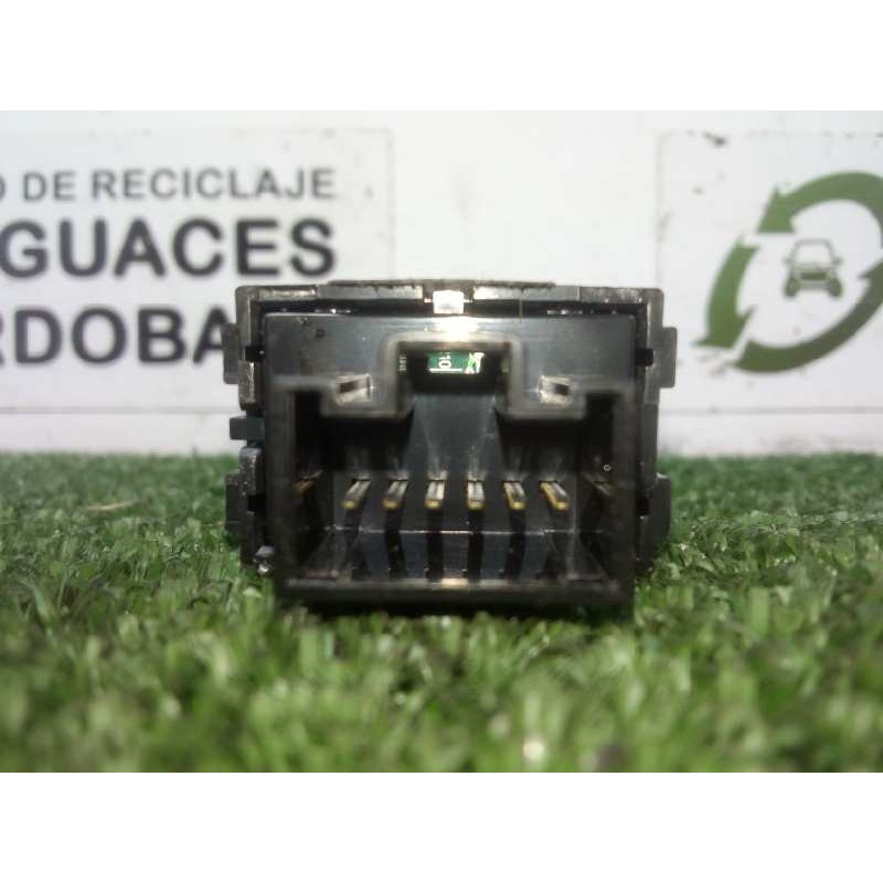 Recambio de warning para kia cee´d 1.4 cat referencia OEM IAM 93790A2000-49D3601000-49D3601300 6.PINES 