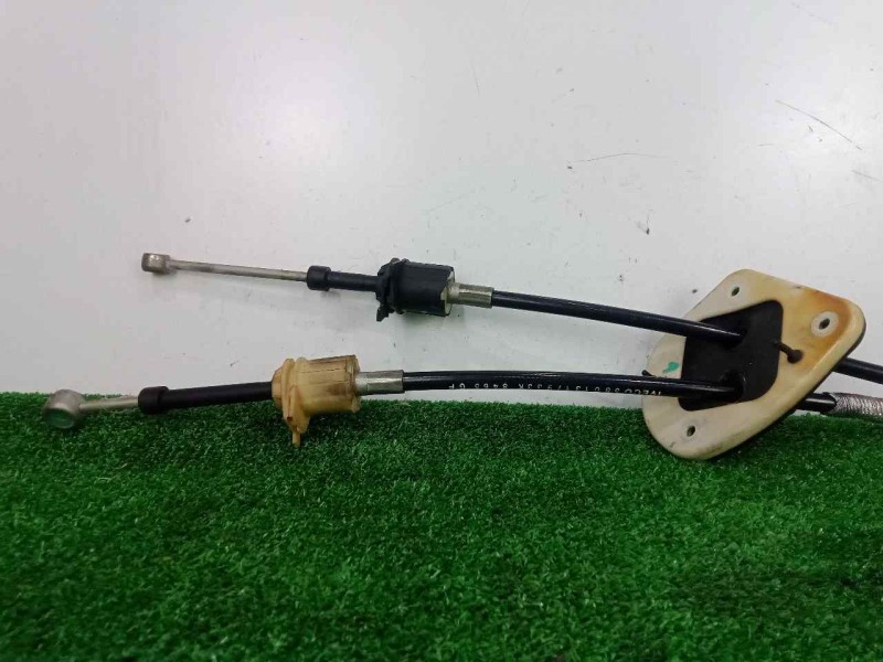 Recambio de varillaje cambio para iveco daily furgón 2.3 diesel cat referencia OEM IAM 5801317933  