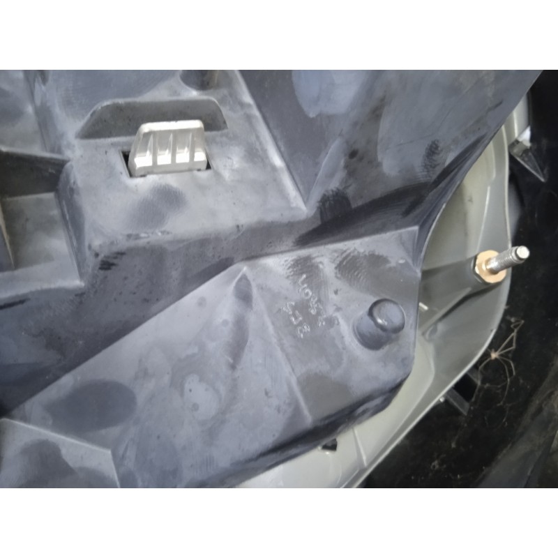 Recambio de piloto trasero derecho para mg serie 75 (j/rj) referencia OEM IAM  4.PUERTAS 