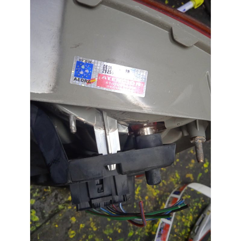 Recambio de piloto trasero derecho para mg serie 75 (j/rj) referencia OEM IAM  4.PUERTAS 