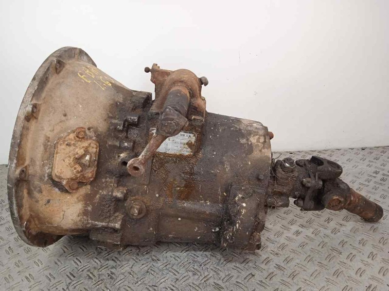 Recambio de caja cambios para ebro l.60 referencia OEM IAM T5200-071010690 5.VELOCIDADES MANUAL
