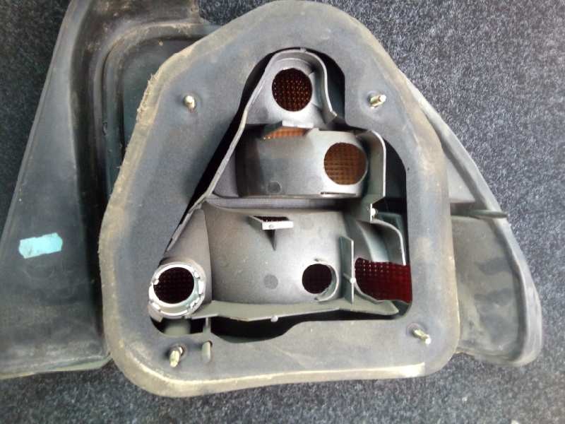 Recambio de piloto trasero izquierdo para mg serie 400 (rt) 2.0 turbodiesel referencia OEM IAM  5.PUERTAS 