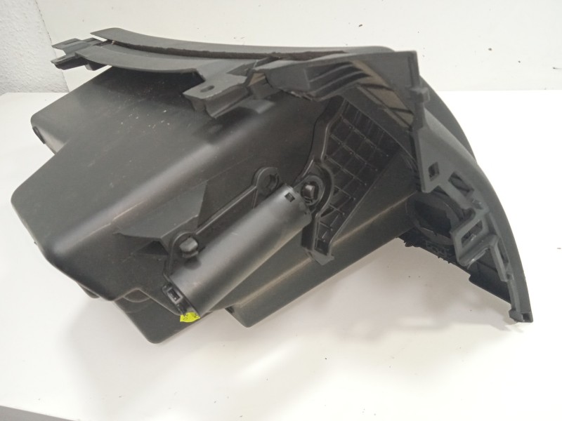 Recambio de guantera para opel corsa e gsi referencia OEM IAM 39013999  