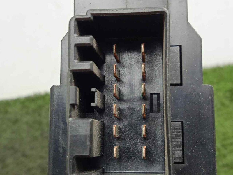 Recambio de mando elevalunas delantero izquierdo para volvo s60 berlina 2.4 cat referencia OEM IAM 867318501W20E 4.BOTONES 