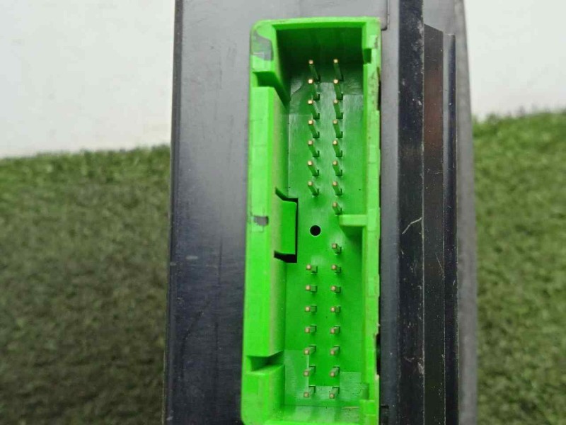 Recambio de mando elevalunas delantero izquierdo para volvo s60 berlina 2.4 cat referencia OEM IAM 867318501W20E 4.BOTONES 