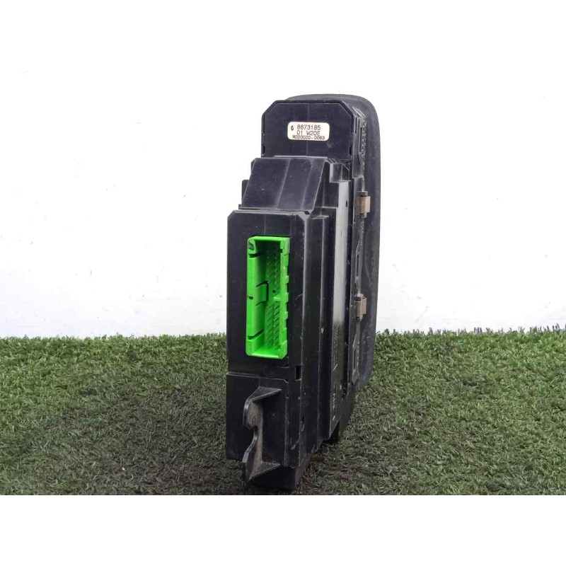 Recambio de mando elevalunas delantero izquierdo para volvo s60 berlina 2.4 cat referencia OEM IAM 867318501W20E 4.BOTONES 