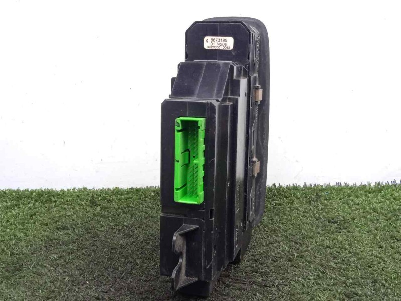 Recambio de mando elevalunas delantero izquierdo para volvo s60 berlina 2.4 cat referencia OEM IAM 867318501W20E 4.BOTONES 