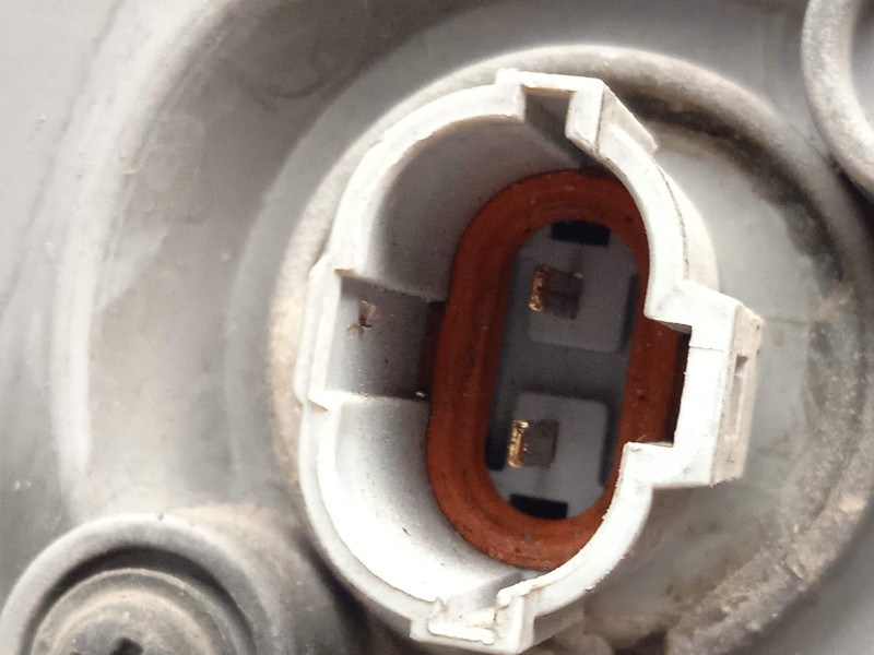 Recambio de faro izquierdo para daewoo kalos 1.4 cat referencia OEM IAM SINREFERENCIA FONDO.NEGRO 