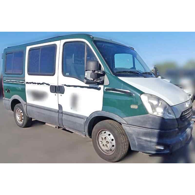 Recambio de puerta delantera derecha para iveco daily furgón 2.3 diesel referencia OEM IAM  00-14 FURGON