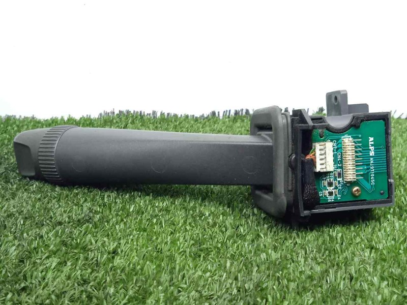 Recambio de mando limpia para volvo s60 berlina 2.4 cat referencia OEM IAM   