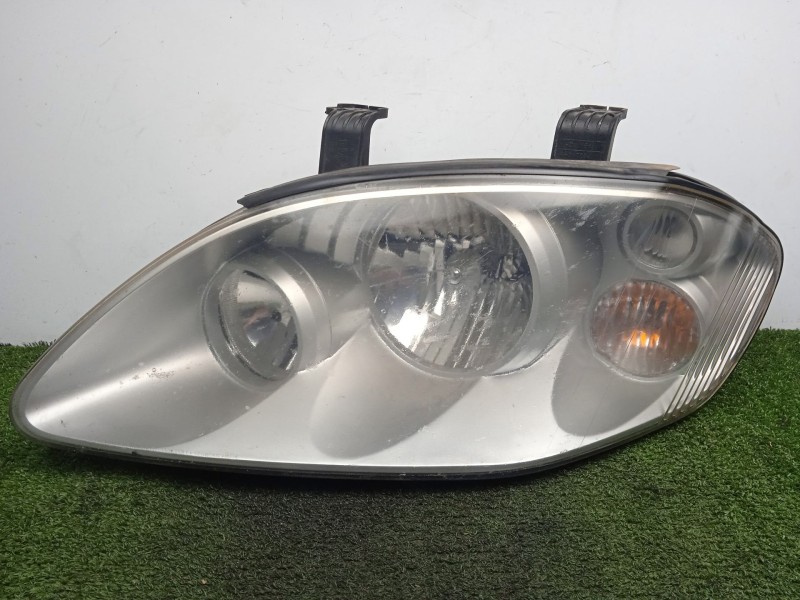 Recambio de faro izquierdo para ssangyong rodius 2.7 turbodiesel cat referencia OEM IAM SINREFERENCIA  