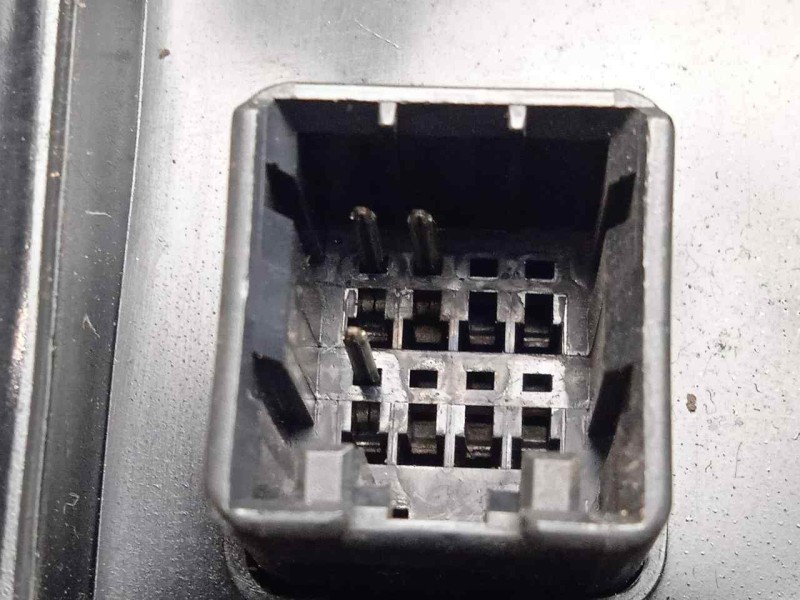 Recambio de retrovisor derecho para kia shuma ii 1.6 cat referencia OEM IAM SINREFERENCIA EELCTRICO - 3.PINES BLANCO