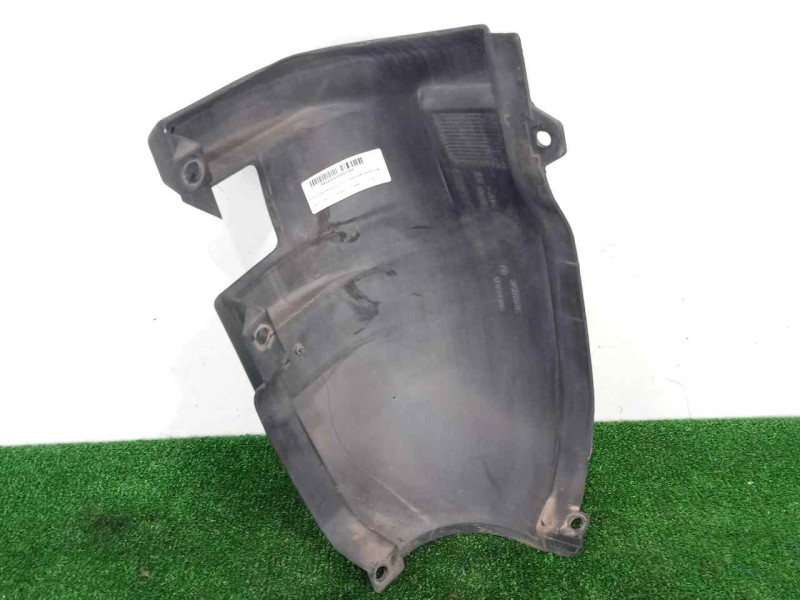 Recambio de puntera paragolpes trasera derecha para iveco daily furgón 2.3 diesel referencia OEM IAM 500330152  