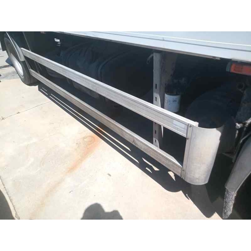 Recambio de faldon lateral para volvo fl xxx 7.2 diesel referencia OEM IAM   