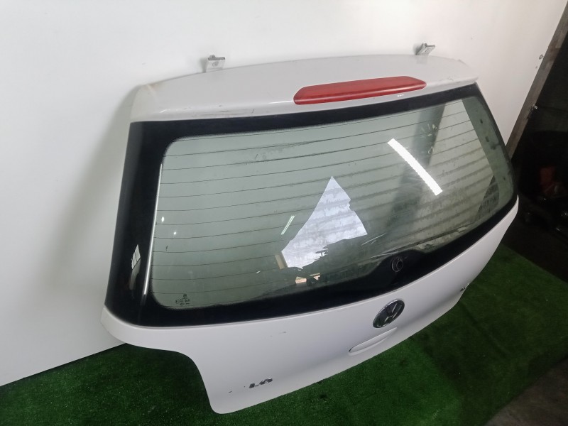 Recambio de porton trasero para volkswagen polo (9n3) 1.4 16v referencia OEM IAM   BLANCO
