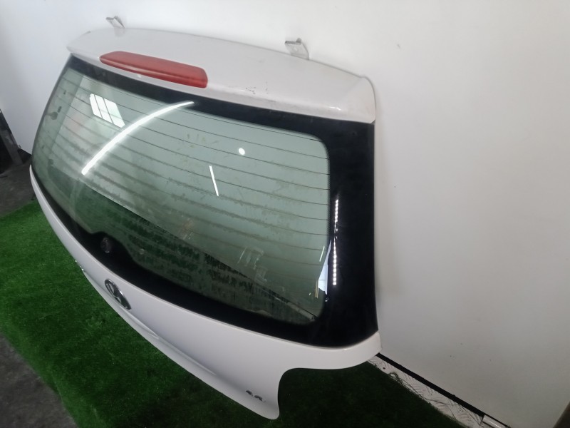 Recambio de porton trasero para volkswagen polo (9n3) 1.4 16v referencia OEM IAM   BLANCO