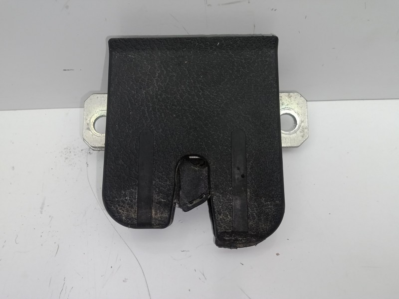 Recambio de cerradura maletero / porton para volkswagen polo (9n3) 1.4 16v referencia OEM IAM 6Q6827505E  