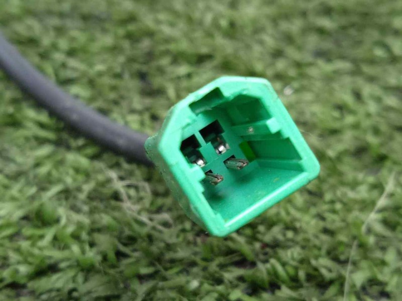 Recambio de antena para jaguar xj6/12 4.0 cat referencia OEM IAM SINREFERENCIA ANTENA.LLAVE.CONTACTO 