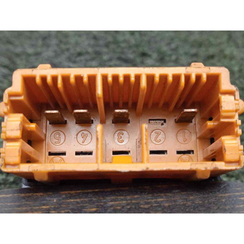 Recambio de interruptor para citroën zx 1.4 referencia OEM IAM SINREFERENCIA BOTON.A/C 