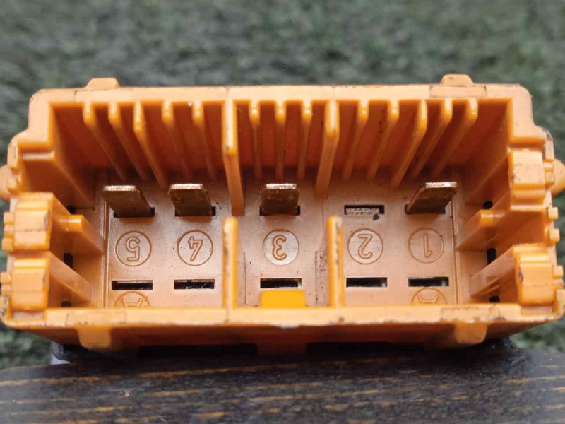 Recambio de interruptor para citroën zx 1.4 referencia OEM IAM SINREFERENCIA BOTON.A/C 