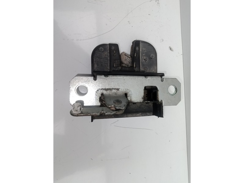 Recambio de cerradura maletero / porton para volkswagen polo (9n3) 1.4 16v referencia OEM IAM 6Q6827505E  