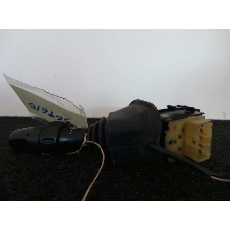 Recambio de mando limpia para daewoo nubira berlina 1.6 cat referencia OEM IAM 96552842-52133B1000DF  